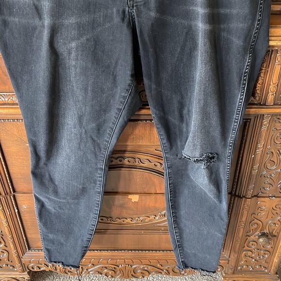 KUT FRON THE KLOTH black exposed button fly distressed skinny jeans - Picture 4 of 11